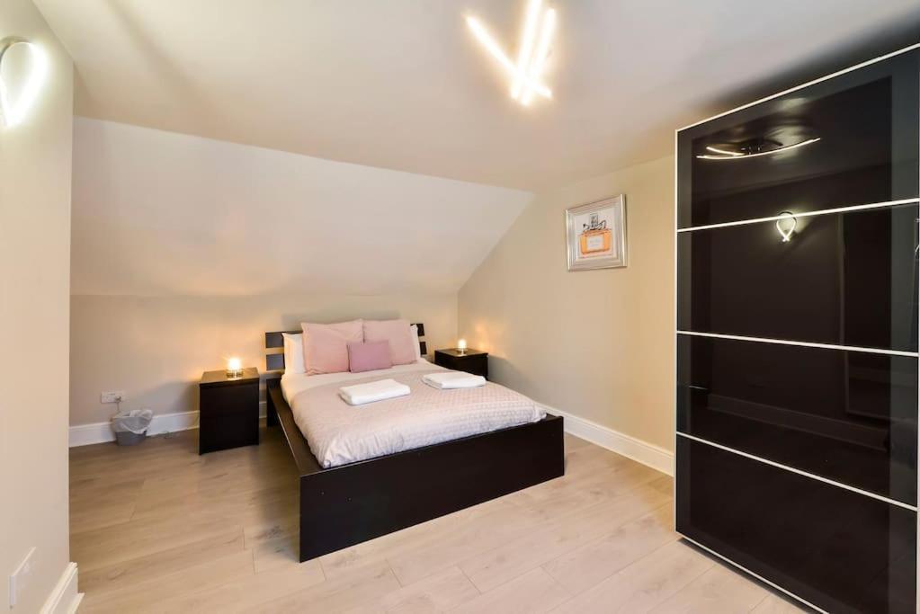 George IV Bridge - Superbly Located 3 Bedroom! Edimburgo Exterior foto