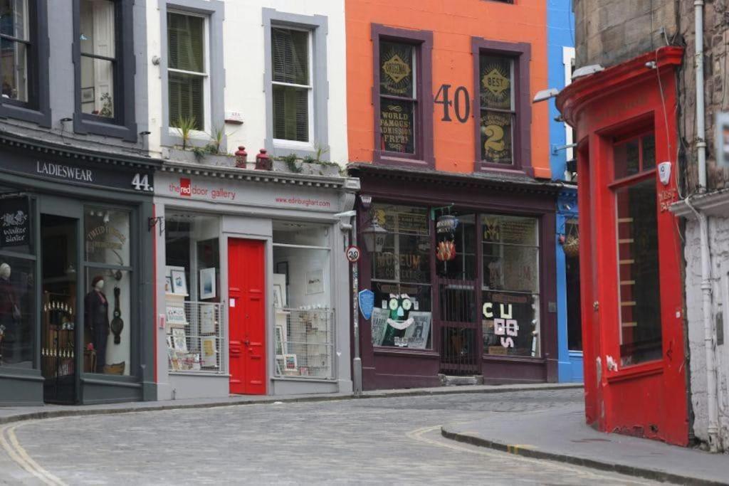 George IV Bridge - Superbly Located 3 Bedroom! Edimburgo Exterior foto