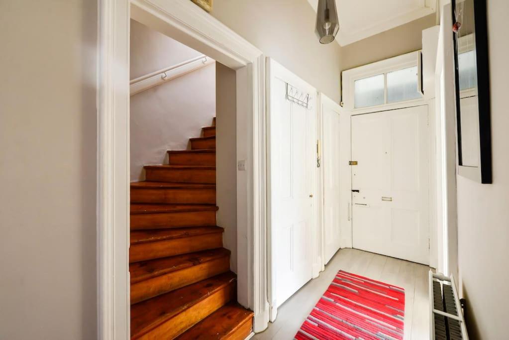 George IV Bridge - Superbly Located 3 Bedroom! Edimburgo Exterior foto